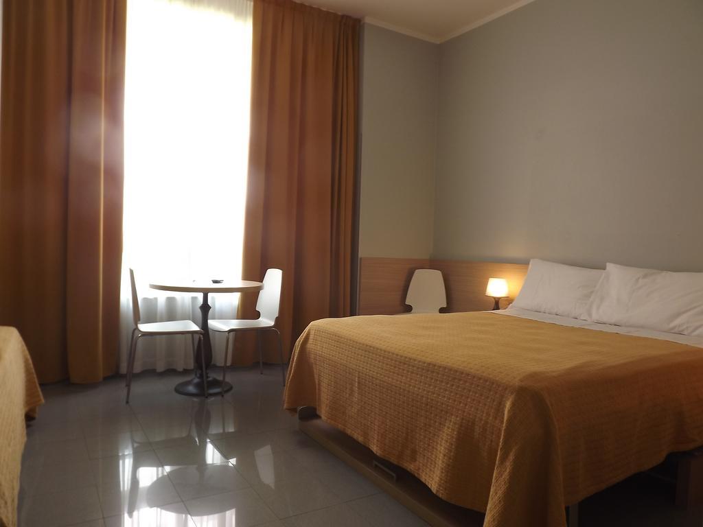 Aparthotel Navigli Mailand Exterior foto